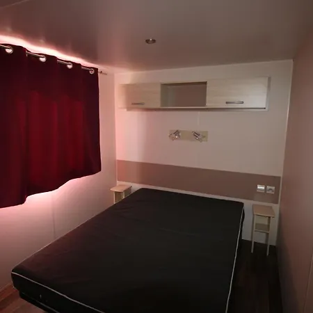 Land's Hause Par La Conciergerie Francaise Emplacement E26