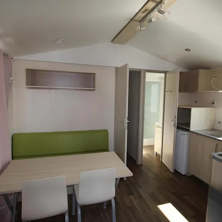 Apartment Land's Hause Par La Conciergerie Francaise Emplacement E26 Pataias